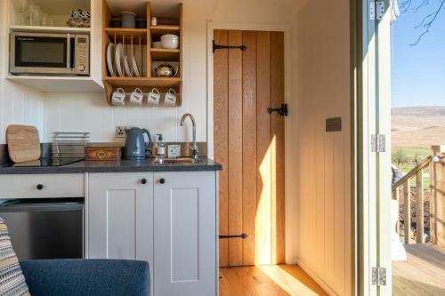 Scalderskew Shepherds Hut
