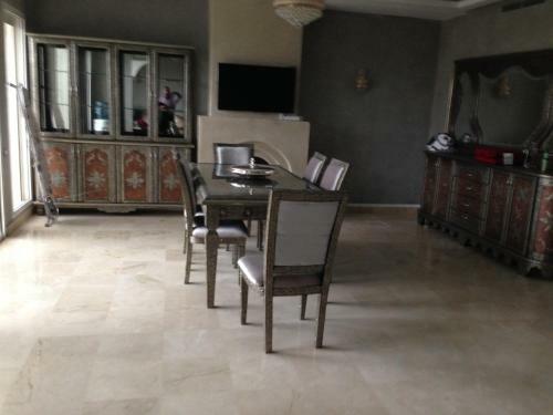 Villa 33 Haut Standing Avec Piscine Et Hammam