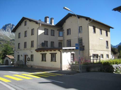 Hostal Chesa Alpina, Maloja