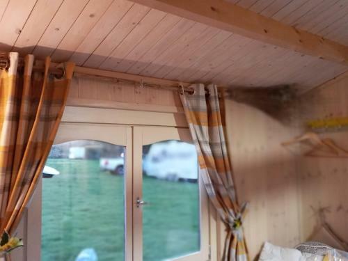 Cabin Dan