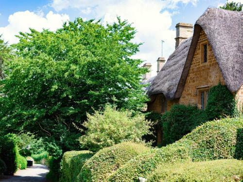 Lily Cottage