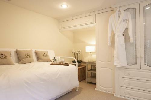 Roundhill Estate