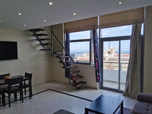 Chic Duplex Apartment With Sea View