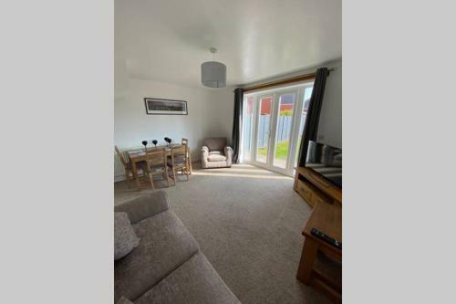 Myana Terrace - Walking Distance To The Beach