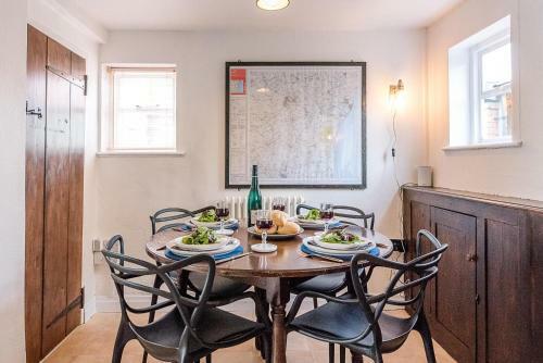 2 Hall Cottages Bramfield Air Manage Suffolk