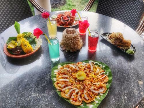 Hotel Heaven Goa Resort