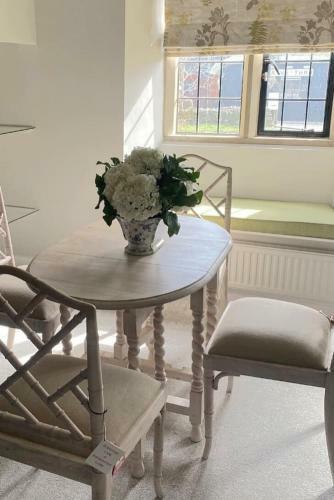 The Dower House