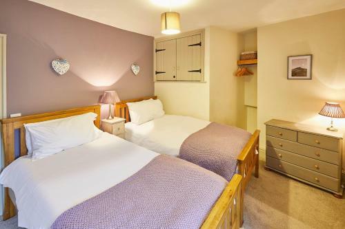 Host & Stay - House On The Hill