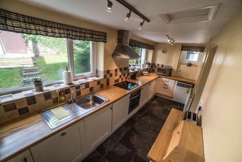 Timber Hill - Cottage With Hot Tub