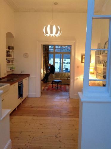 Hostal 8a Spring Gardens