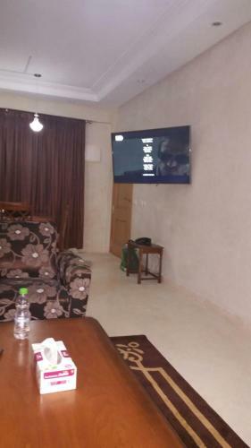 Mouzdalifa Apartment In City Center