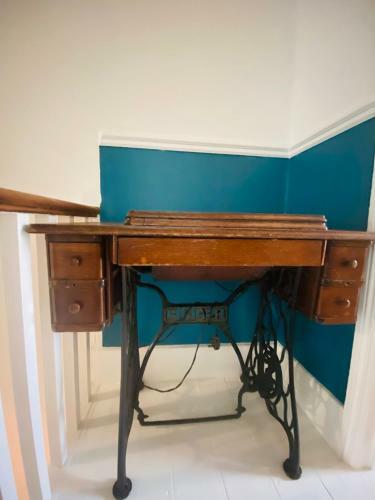 Lovely Seaside Town House With Private Parking