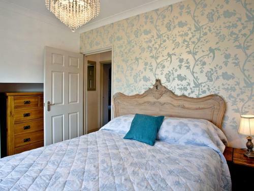 Apartment 2 - Rosewarne Manor
