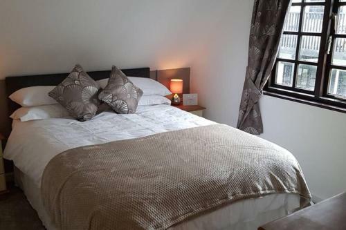 20 Tudor Court " Four Star AA Accommodation"