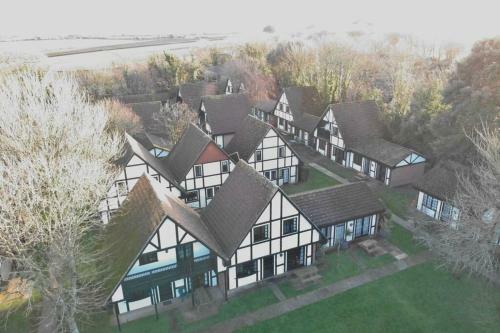 20 Tudor Court " Four Star AA Accommodation"