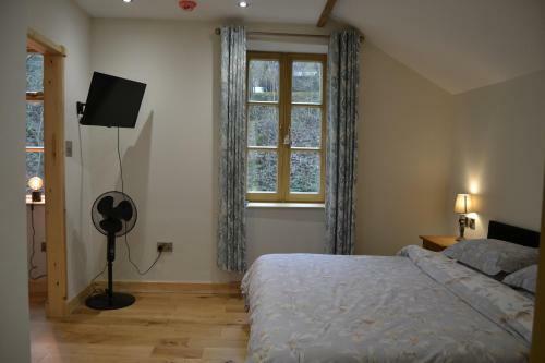 Canal View Apartment