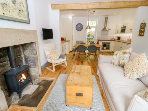 Cragside Cottage