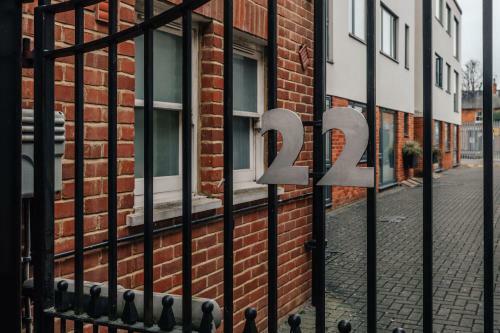 Apartamento Central Modern Flat For 4-6 & Dedicated Parking