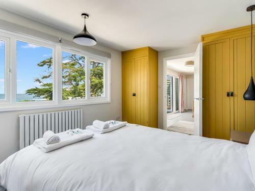 Pass The Keys The Beach Treehouse A Splendid Tranquil Retreat