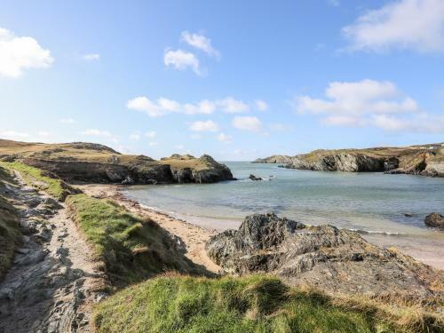5 Porthdafarch South Cottages