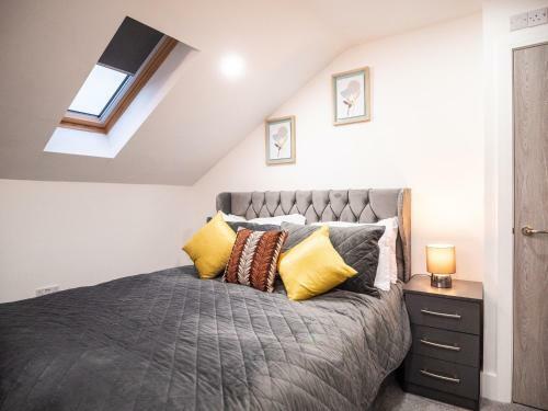 Villa Sav 5 Bedroom Executive Detached House In Leicester