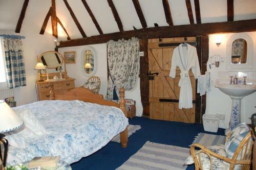 Bed & Breakfast Clayton Wickham Farmhouse