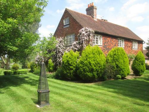 Bed & Breakfast Clayton Wickham Farmhouse