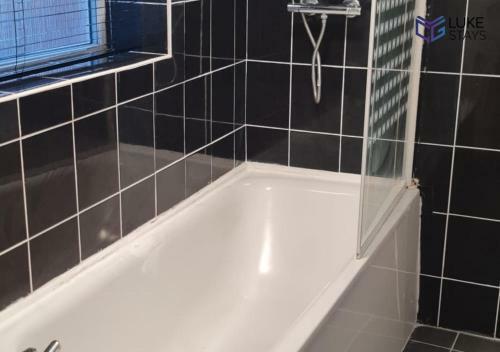 Apartamento ? Stunning 2 Bed Flat ? Parking ? Fast Wifi?
