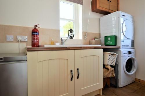 High Beach Cottage