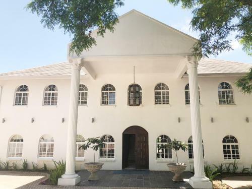 Hostal Lotus Guest House