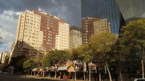 1603: Franklin Luxury Apartments