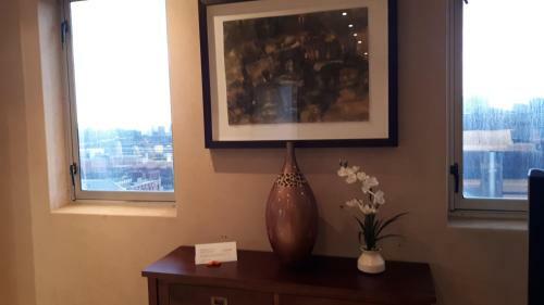 1603: Franklin Luxury Apartments