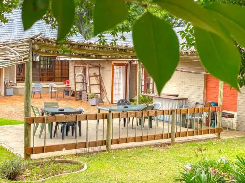 Hostal Mzanzi Rock Guesthouse