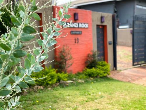 Hostal Mzanzi Rock Guesthouse