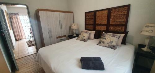 Hostal Kaleaba House In A Tranquil Surburb - Linmeyer