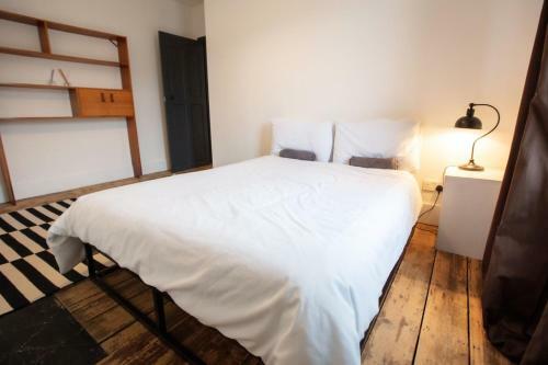 Villa Spacious Seafront Family Home - Rooftop Terrace