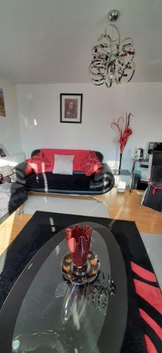 2 Bed Home Stay Apartment