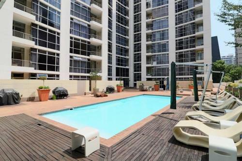 Upmarket Sandton Hydro Park Apartments
