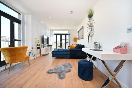 Apartamento Modern & Spacious 2br Apt Seaside Stay