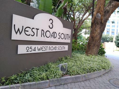 Apartamento 254 West Road South