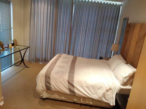 Apartamento 254 West Road South