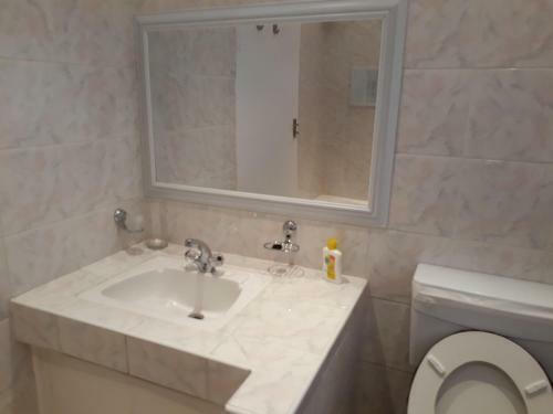 Robertsham (Halaal) Self Catering Cottages