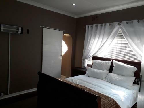 Robertsham (Halaal) Self Catering Cottages