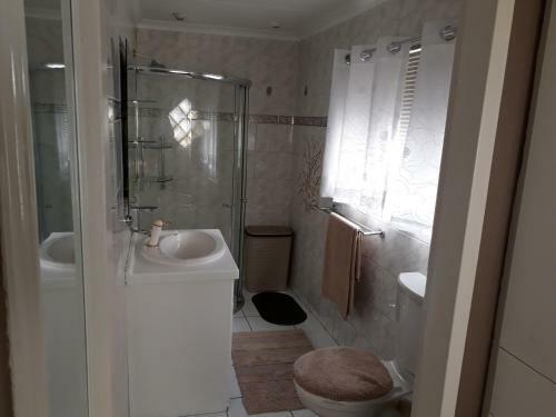 Robertsham (Halaal) Self Catering Cottages