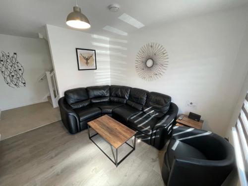 Foxglove Apartment