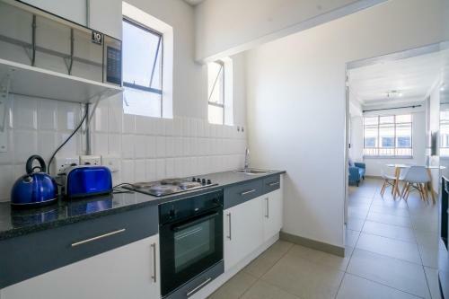 Melville Corner Apartment