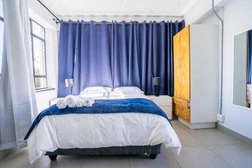 Melville Corner Apartment