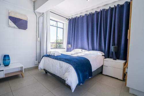 Melville Corner Apartment