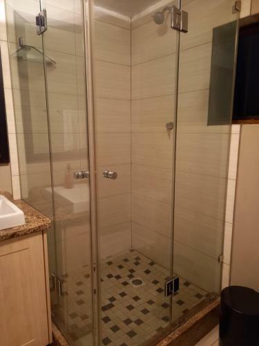 Sandton Apartment 31 - Large 1 Bed With Balcony