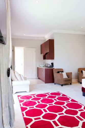 Hostal The Houghton Villa